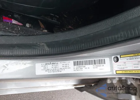 2013 Chrysler 200 Touring z USA, uszkodzony, nr VIN 1C3CCBBB0DN732088